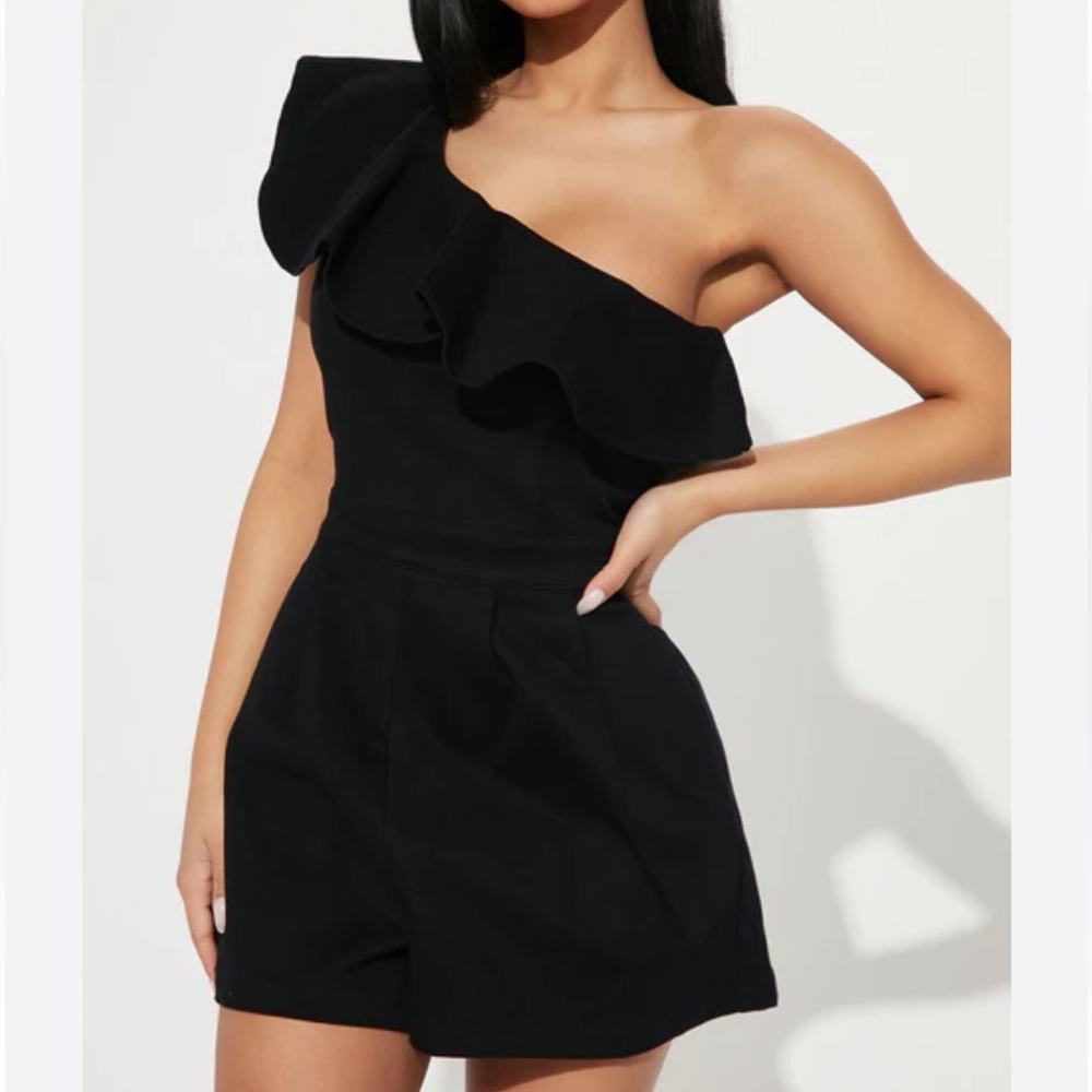 JANEPLUSONE One shoulder romper